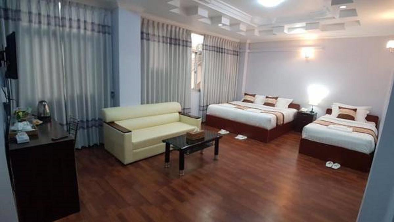 Landmark Hotel Yangon Exterior photo